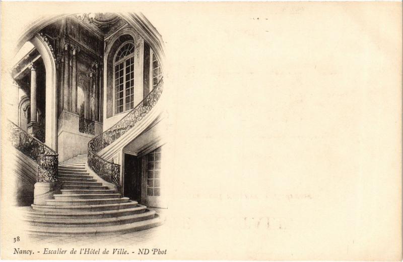 Carte postale ancienne Nancy Escalier de Hotel de Ville à Nancy