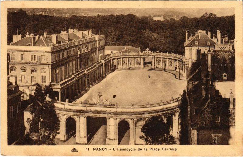 Carte postale ancienne Nancy Hemicycle de la Carriere à Nancy