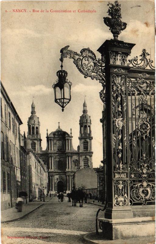 Carte postale ancienne Nancy Rue de la Constitution et Cathedrale à Nancy