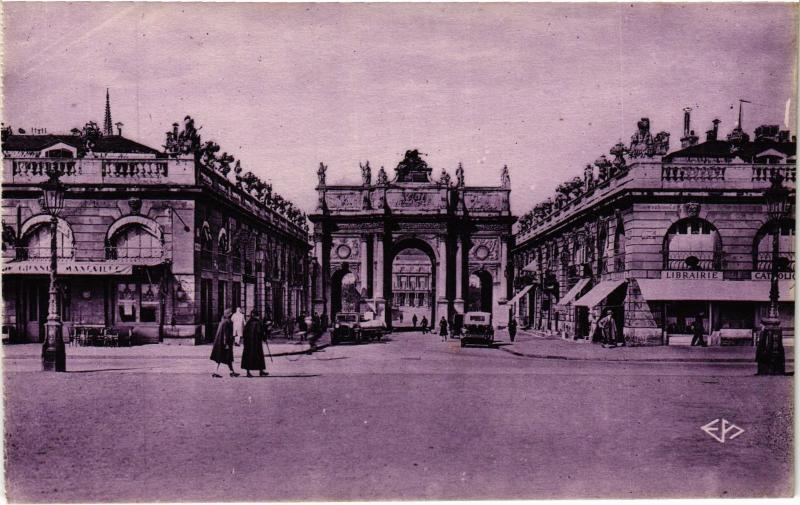 Carte postale ancienne Nancy Arc de Triomphe à Nancy