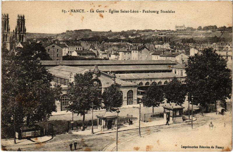 Carte postale ancienne Nancy la Gare Eglise Saint-Leon à Nancy
