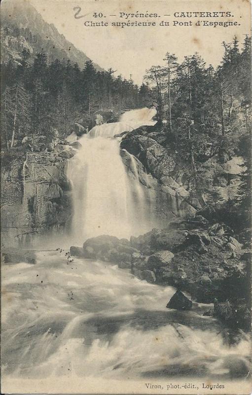 Carte postale ancienne Chute supérieure du Pont d'Espagne à Cauterets