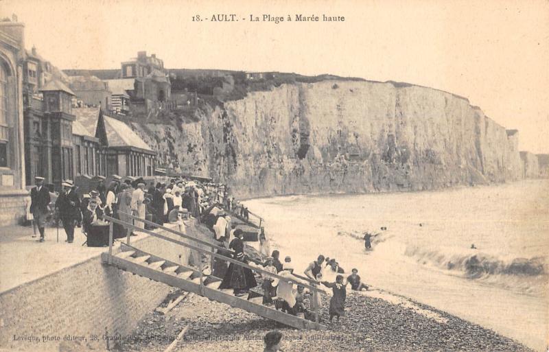 Carte postale ancienne Ault - La Plage A Maree Haute à Ault