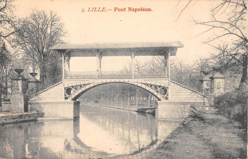 Carte postale ancienne Lille - Pont Napoleon à Lille