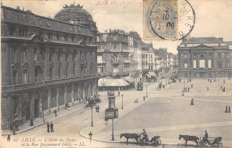 Carte postale ancienne Lille - L'Hotel Des Postes Et La Rue Jacquemard Giele à Lille