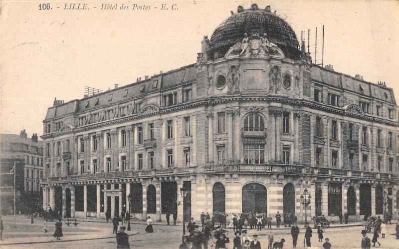 Carte postale ancienne Lille - Hotel Des Postes à Lille