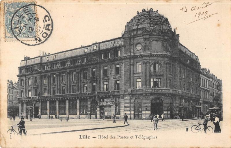 Carte postale ancienne Lille - Hotel Des Postes Et Telegraphes à Lille