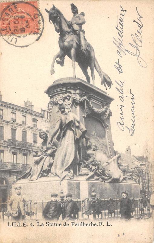 Carte postale ancienne Lille - La Statue Du General Faudherbe à Lille