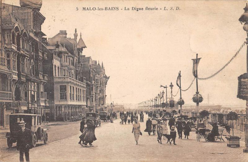 Carte postale ancienne Malo Les Bains - La Digue Fleurie