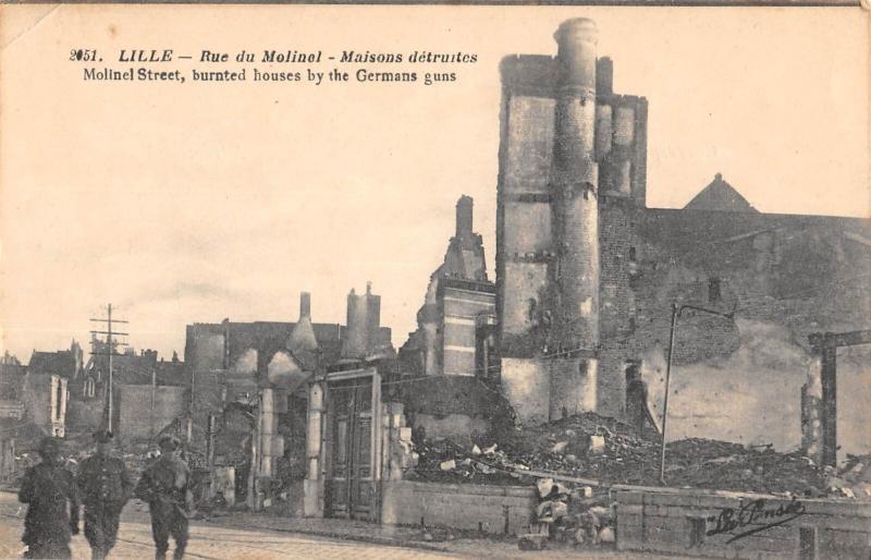 Carte postale ancienne Lille - Rue Du Molinel à Lille