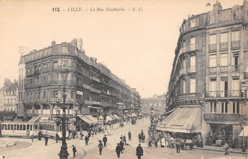 Carte postale ancienne Lille - La Rue Faidherbe à Lille