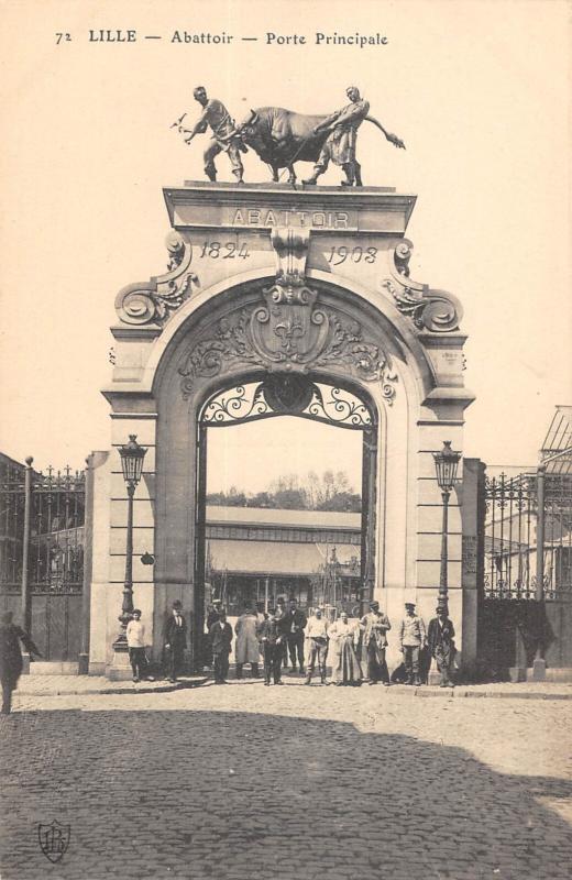 Carte postale ancienne Lille - Abattoir - Porte Principale à Lille