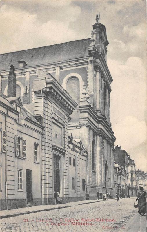 Carte postale ancienne Lille - Eglise Saint Etienne - Hopital Militaire à Lille