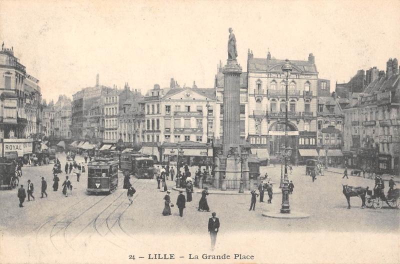 Carte postale ancienne Lille - La Grande Place à Lille