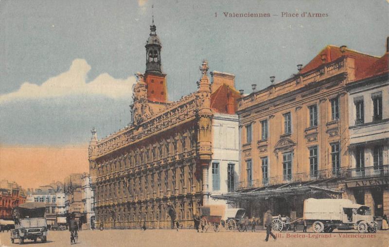 Carte postale ancienne Valenciennes - Place D'Armes à Valenciennes
