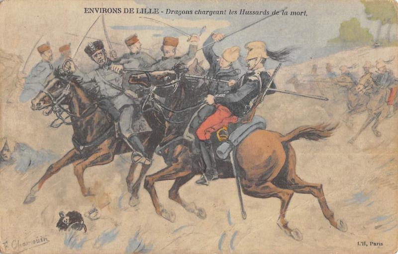 Carte postale ancienne Environs De Lille - Dragons Chargeant Les Hussards De La Mort à Lille