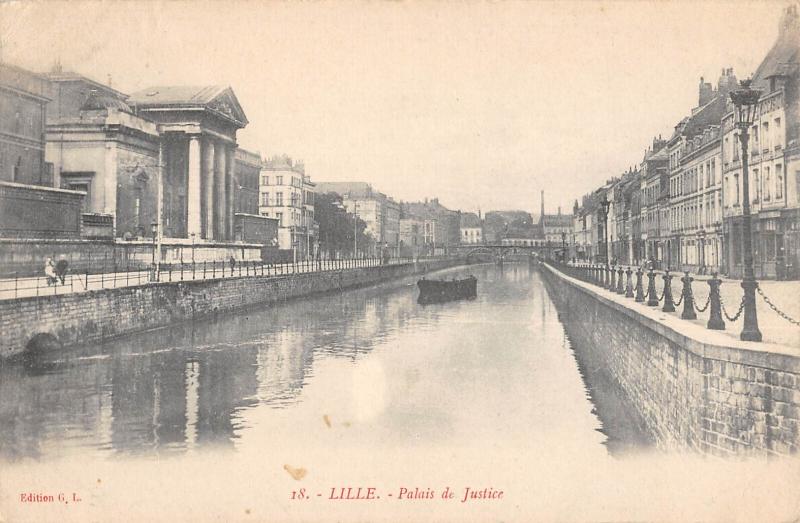 Carte postale ancienne Lille - Palais De Justice à Lille