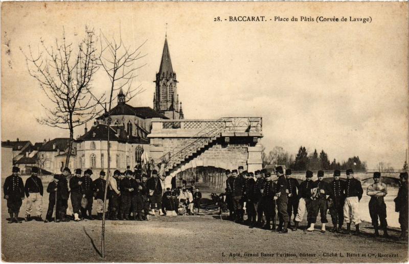 Carte postale ancienne Baccarat Place du Patis à Baccarat