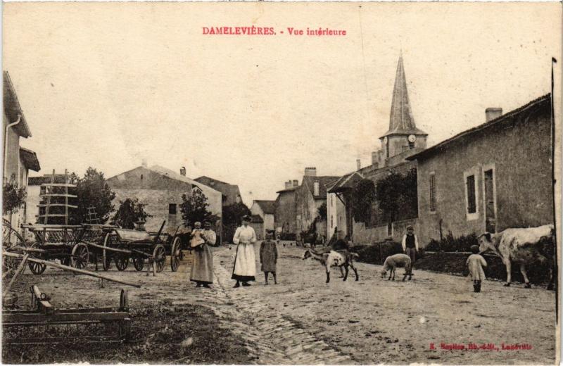 Carte postale ancienne Damelevieres vue interieure