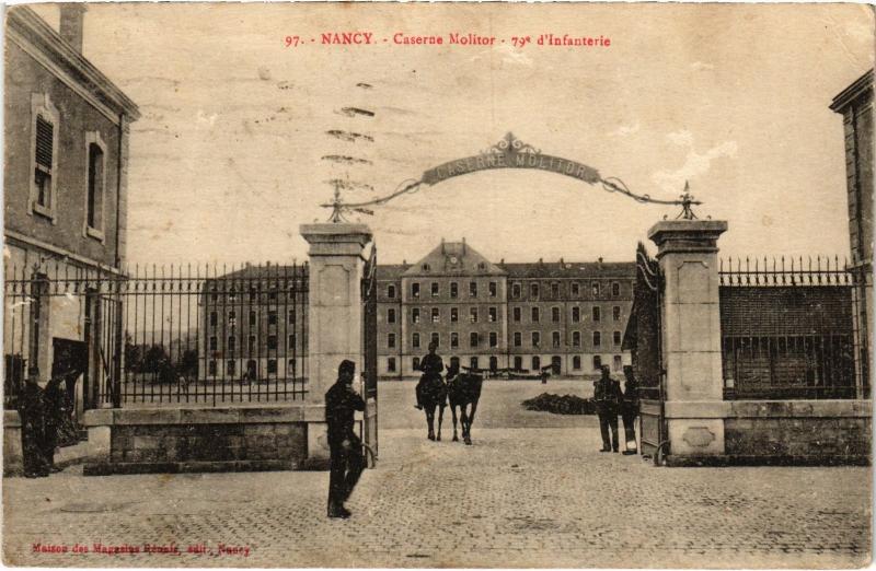 Carte postale ancienne Nancy Caserne Molitor à Nancy