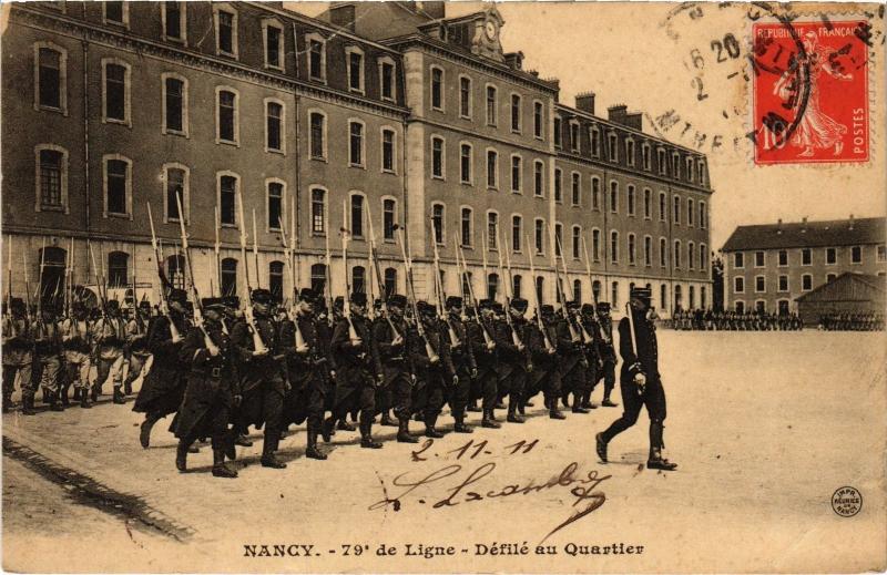 Carte postale ancienne Nancy Defile au Quartier à Nancy