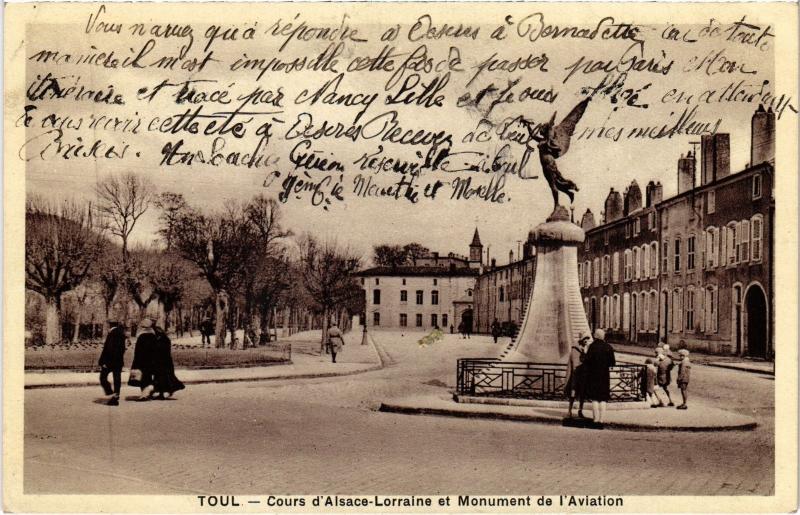 Carte postale ancienne Toul Monument de l'Aviation