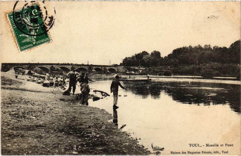 Carte postale ancienne Toul Moselle et Pont