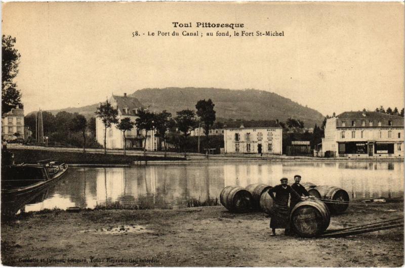 Carte postale ancienne Toul Port du Canal