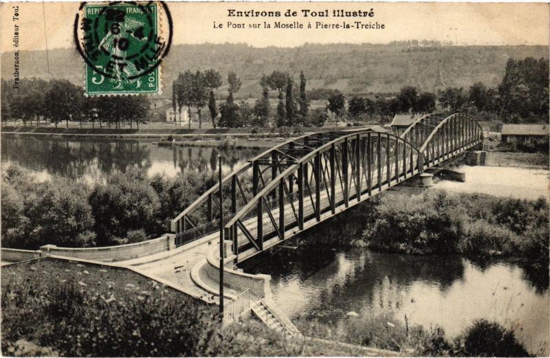 Carte postale ancienne Toul Pont sur la Moselle
