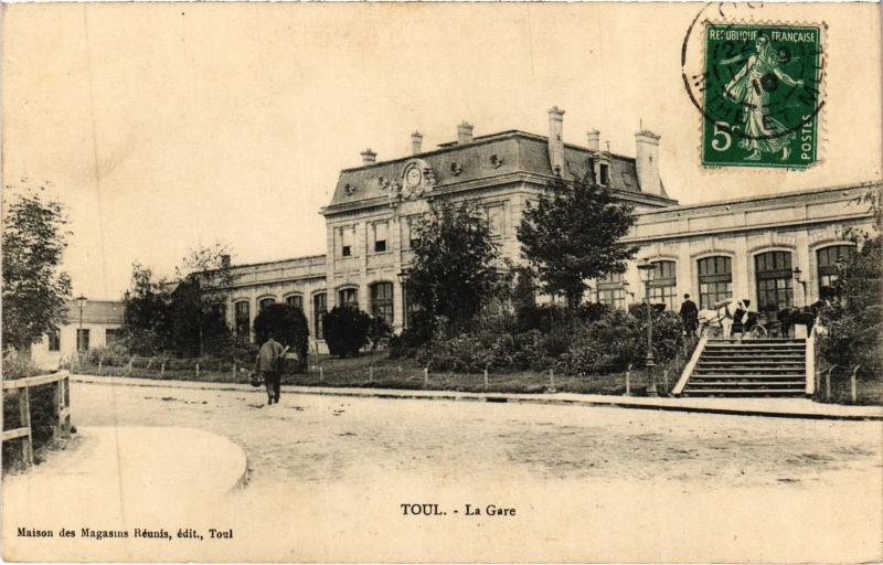 Carte postale ancienne Toul la gare