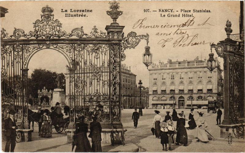 Carte postale ancienne Nancy Place Stanislas Grand Hotel à Nancy