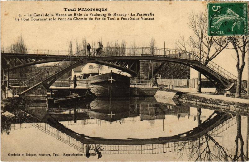 Carte postale ancienne Toul Canal de la Marne