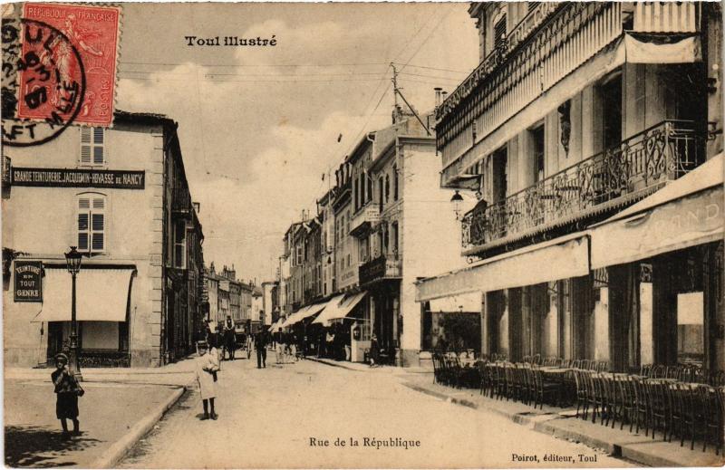 Carte postale ancienne Toul Rue de la Republique