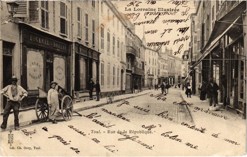 Carte postale ancienne Toul Rue de la Republique