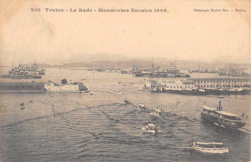 Carte postale ancienne Toulon - La Rade - Manoeuvres Navales 1906 à Toulon
