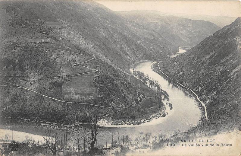 Carte postale ancienne Vallee Du Lot - La Vallee Vue De La Route