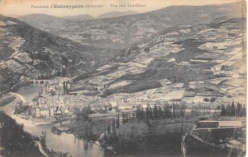 Carte postale ancienne Panorama D'Entraygues - Vue Cote Sud Ouest