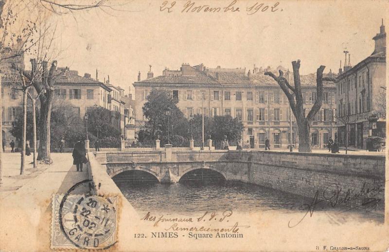 Carte postale ancienne Nimes - Square Antonin à Nîmes