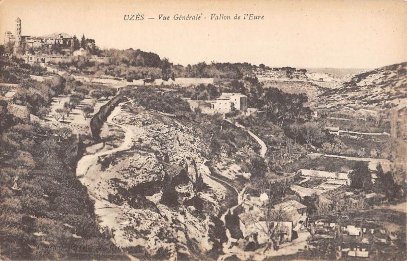 Carte postale ancienne Uzes - Vue Generale - Vallon De L'Eure à Uzès