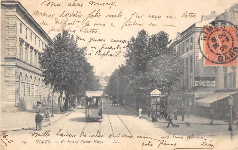 Carte postale ancienne Nimes - Boulevard Victor Hugo à Nîmes