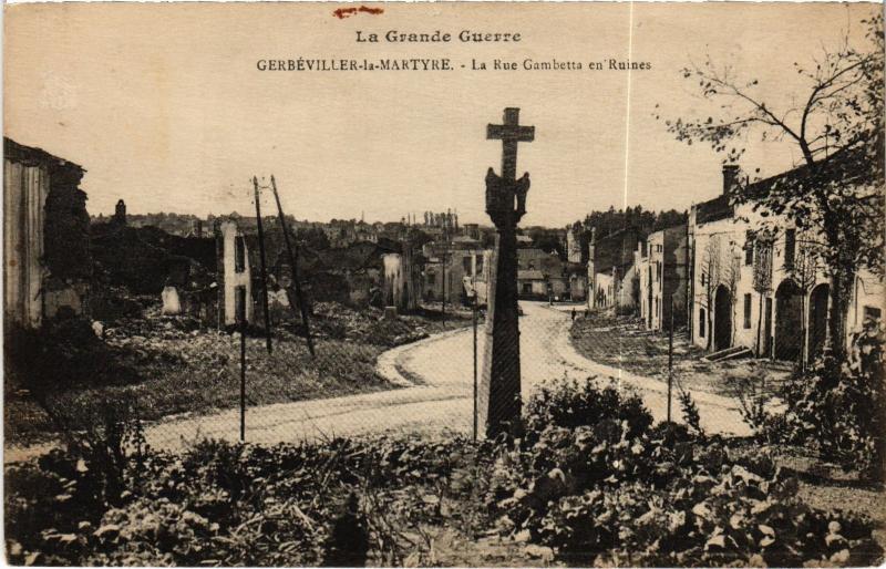 Carte postale ancienne Gerbeviller Rue Gambetta en ruines