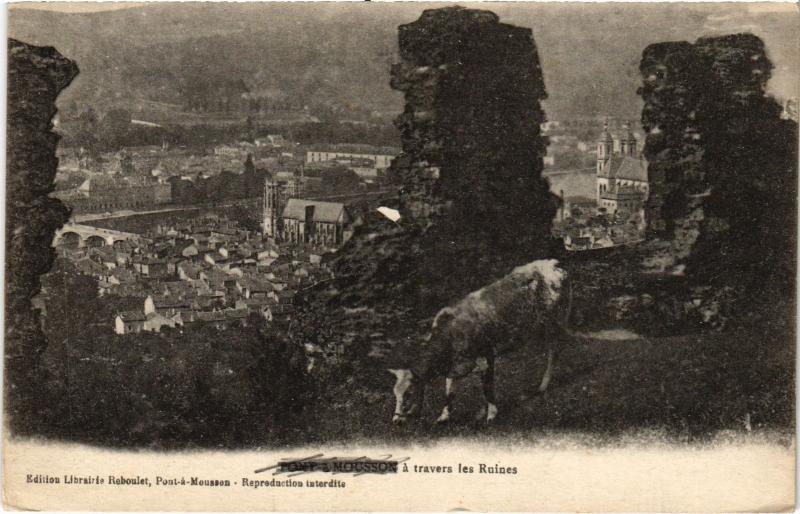Carte postale ancienne Pont a Mousson travers les Ruines à Mousson