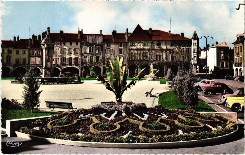 Carte postale ancienne Pont a Mousson Place Duroc à Mousson