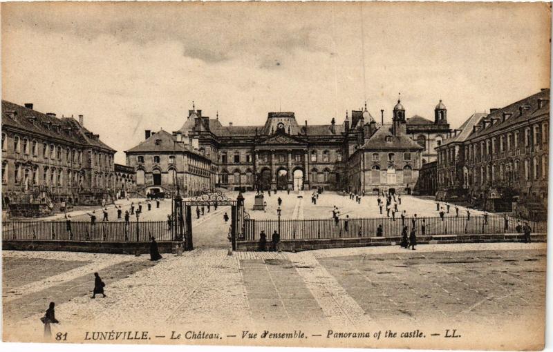 Carte postale ancienne Luneville le Chateau
