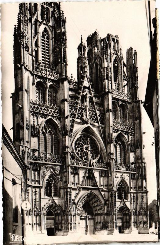 Carte postale ancienne Toul Cathedrale