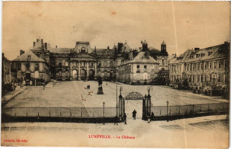 Carte postale ancienne Luneville le Chateau