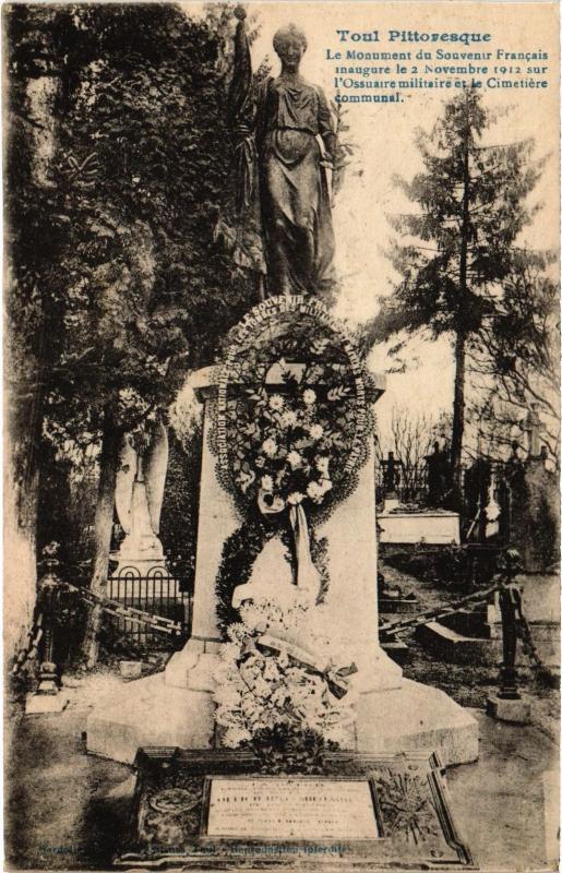 Carte postale ancienne Toul Monument du Souvenir Francais