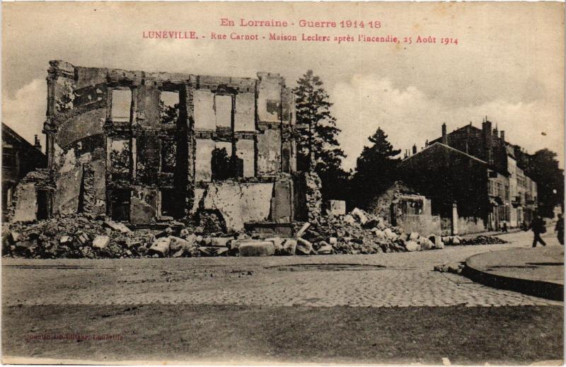 Carte postale ancienne Luneville Rue Carnot