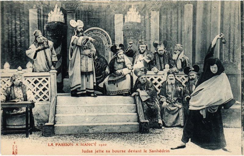 Carte postale ancienne Nancy Judas jelle sa bourse devant le Sanhedrin à Nancy