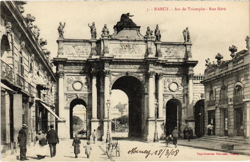 Carte postale ancienne Nancy Arc de Triomphe Rue Here à Nancy
